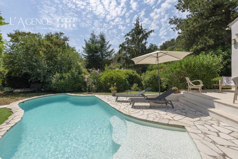 Maison à vendre, 119m², Saint-Marc-Jaumegarde