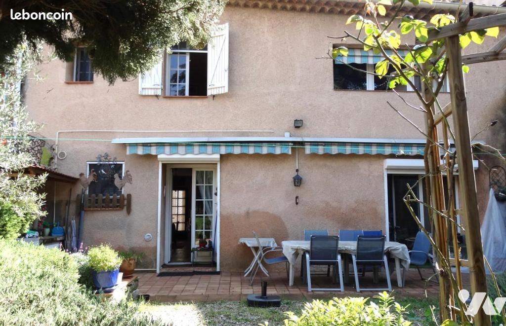 Maison à vendre, 130m², Saint-Maximin-la-Sainte-Baume
