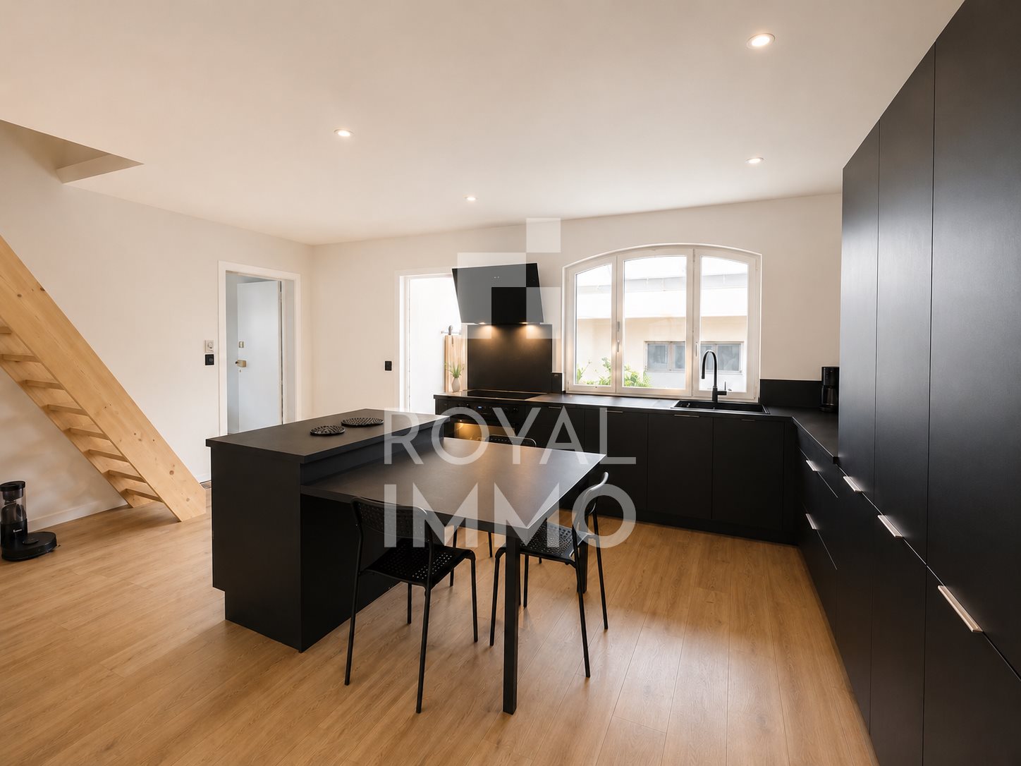 Maison à vendre, 270m², Valréas