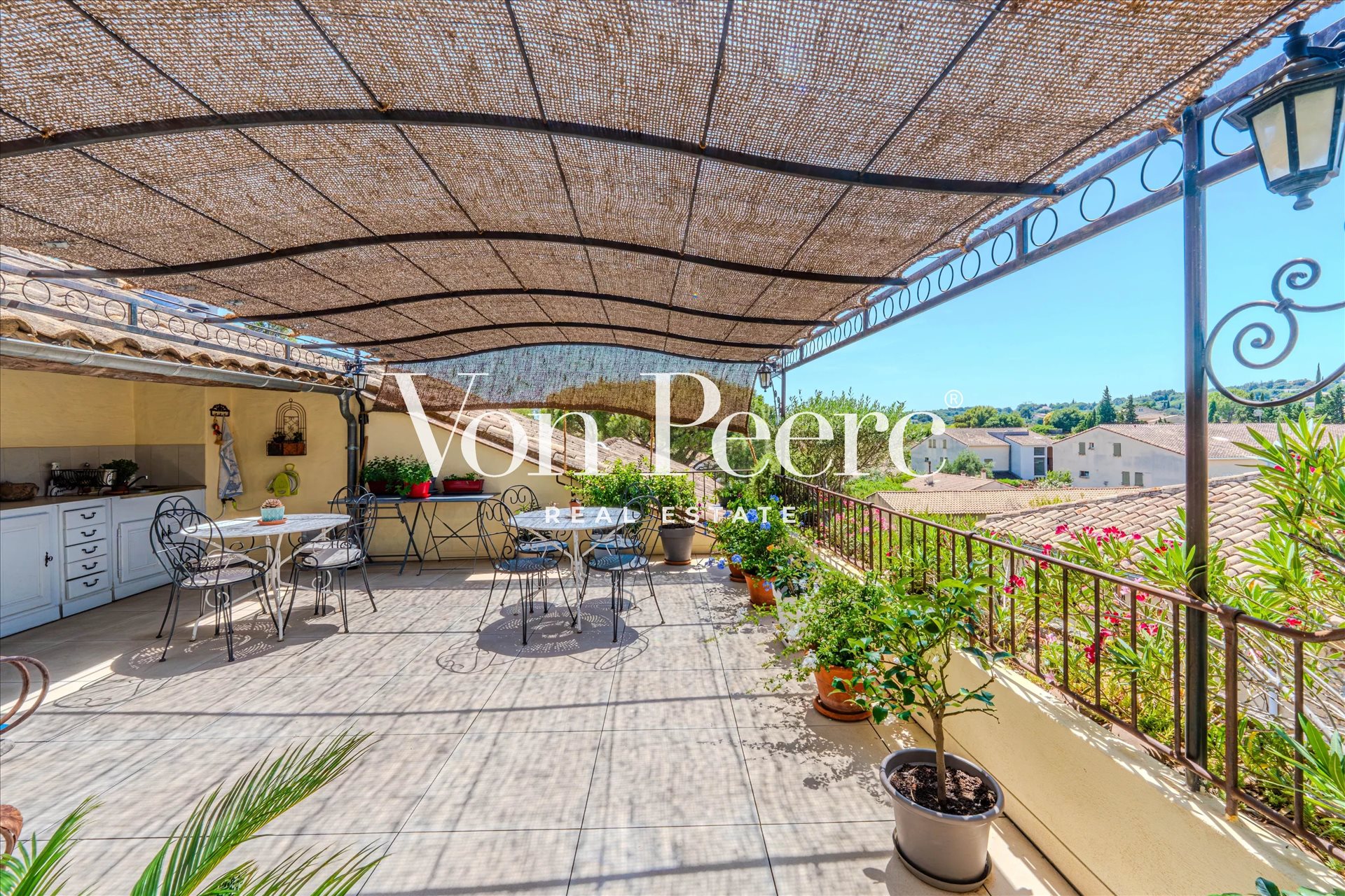 Maison à vendre, 170m², Rochefort-du-Gard
