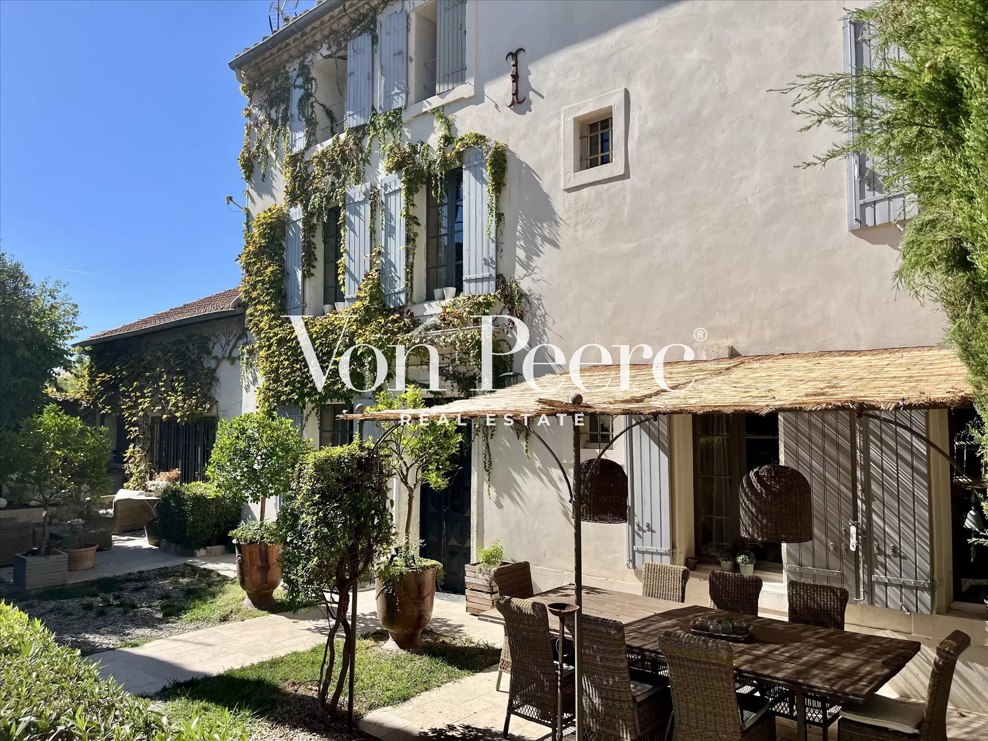 Maison à vendre, 350m², Boulbon