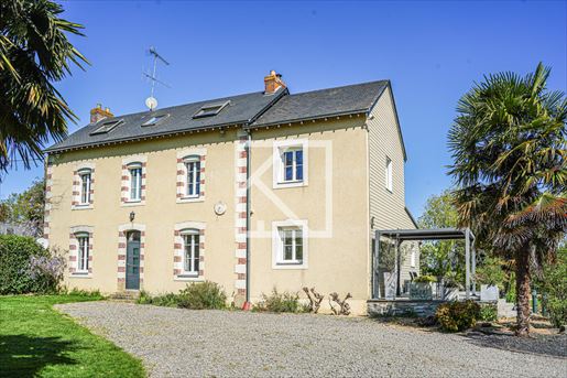 Maison 7 pièces 186 m² · à Château-Gontier-sur-Mayenne · 186 m² · 425 300 €