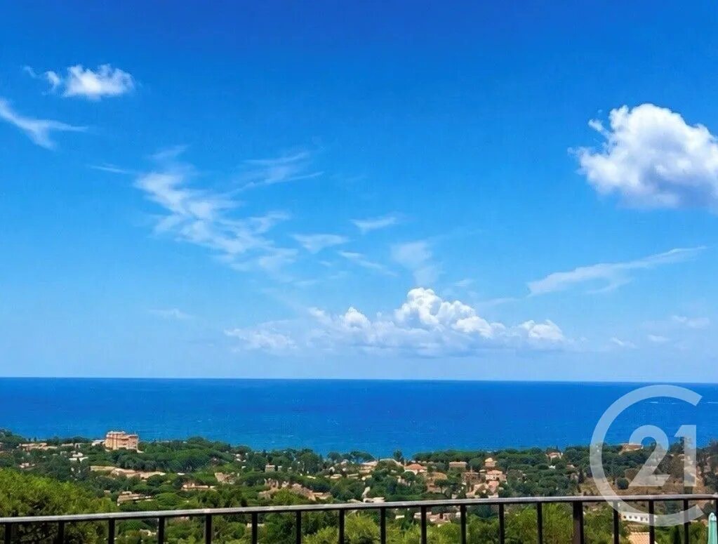 Maison à vendre, 180m², Roquebrune-sur-Argens