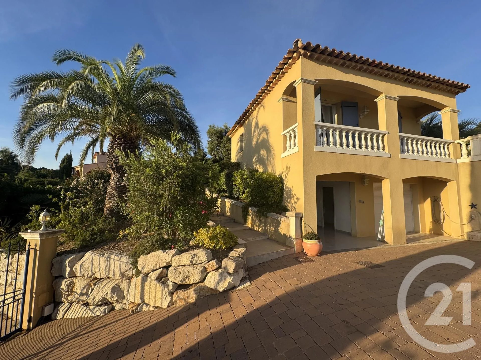 Maison à vendre, 170m², Roquebrune-sur-Argens