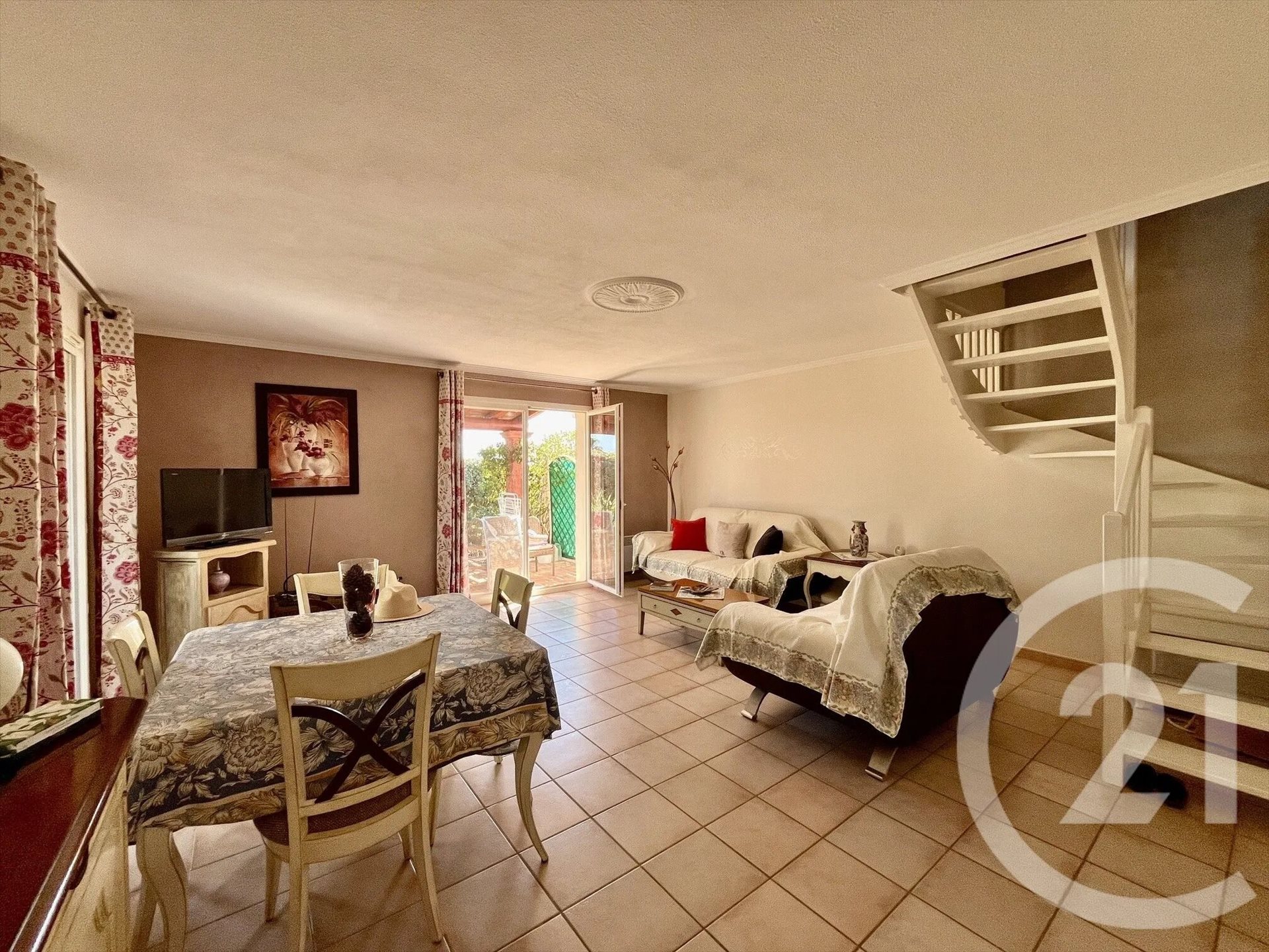 Maison à vendre, 71m², Roquebrune-sur-Argens