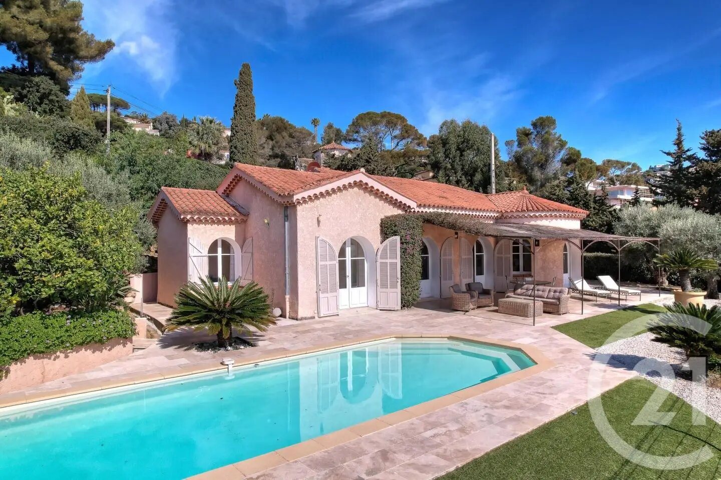 Maison à vendre, 143m², Roquebrune-sur-Argens