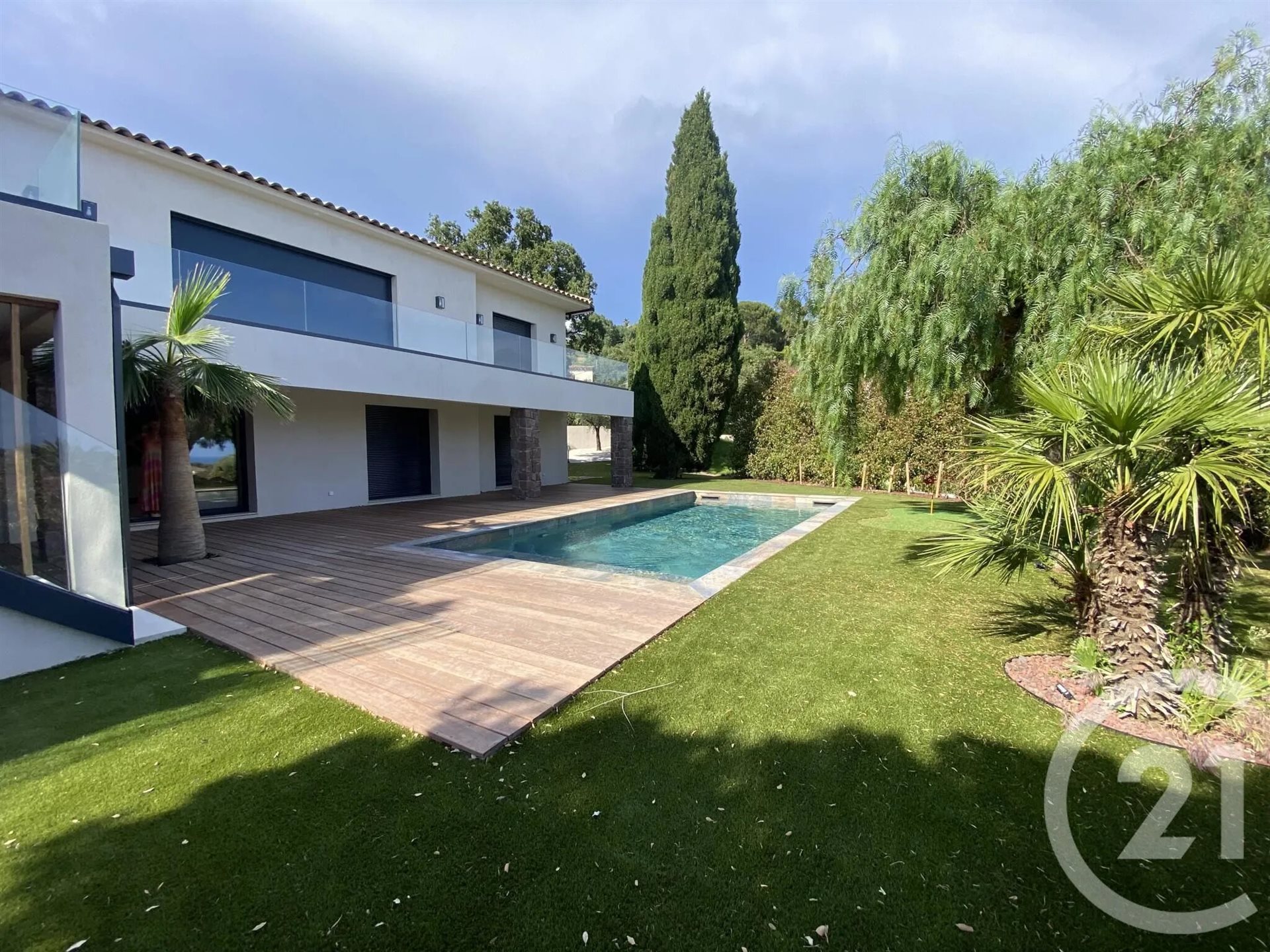 Maison à vendre, 238m², Roquebrune-sur-Argens
