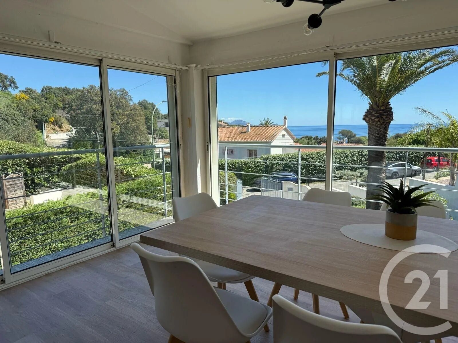 Maison à vendre, 160m², Roquebrune-sur-Argens
