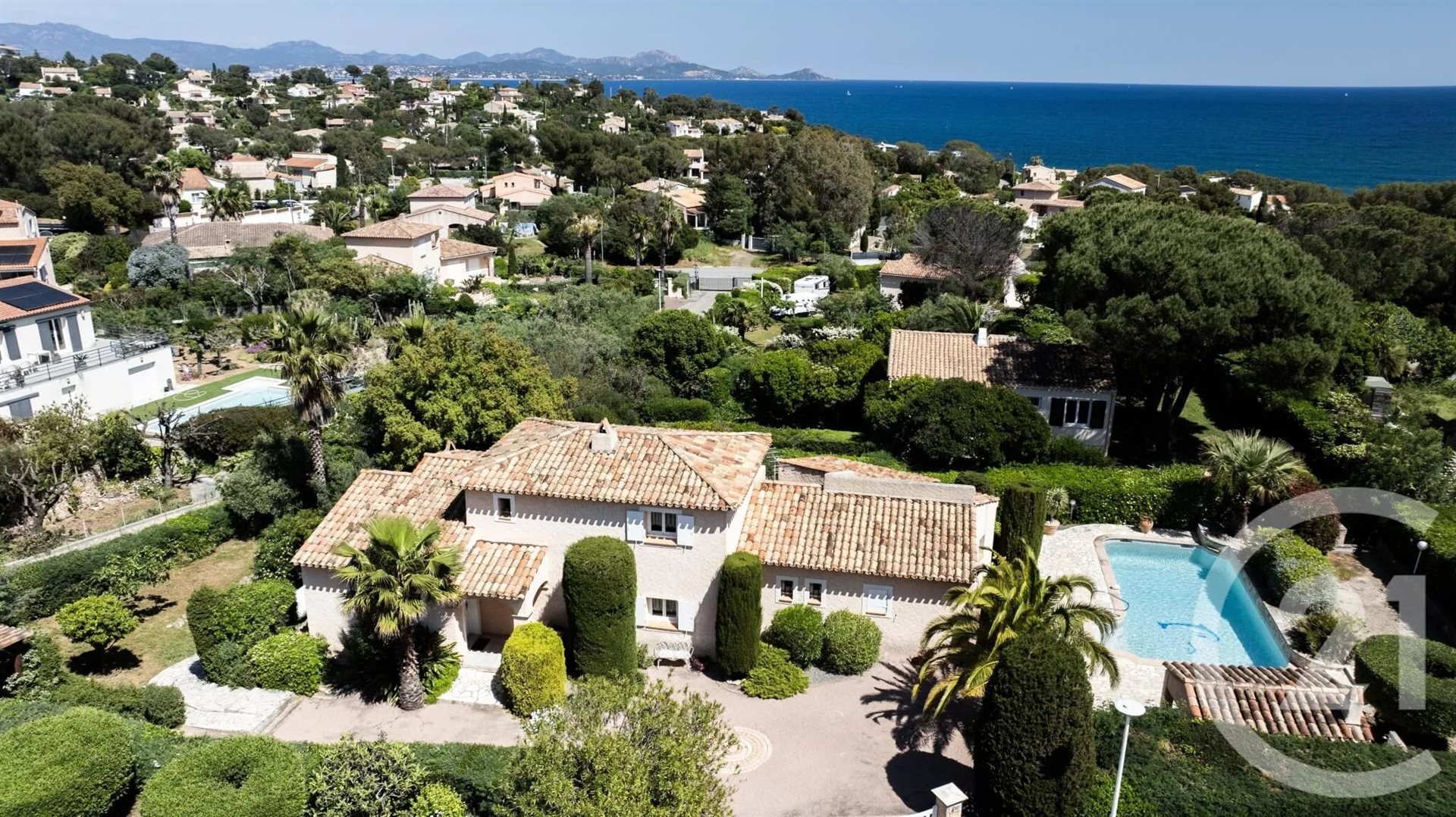 Maison à vendre, 150m², Roquebrune-sur-Argens