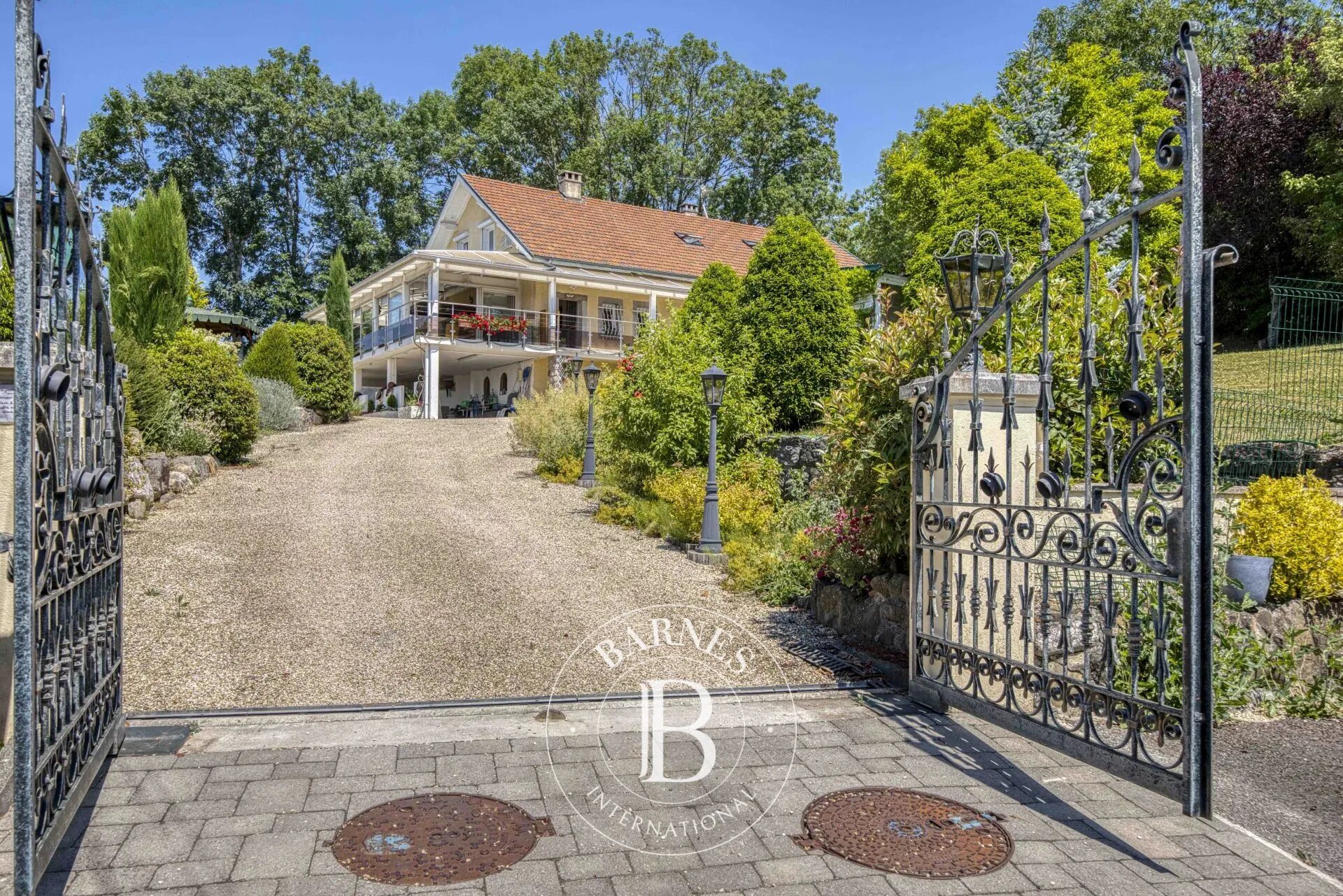 Maison à vendre, 371m², Cranves-Sales