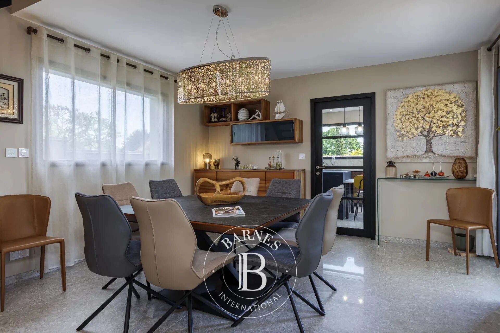 Maison à vendre, 172m², Cessy