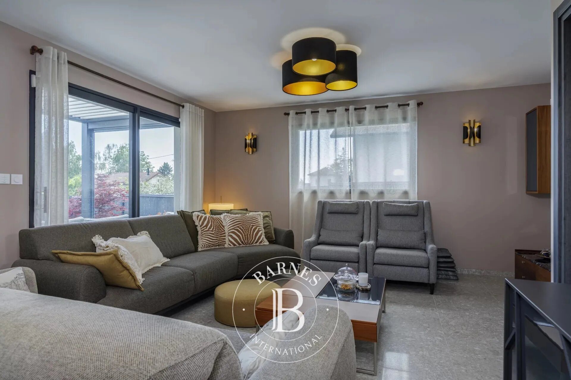 Maison à vendre, 172m², Cessy