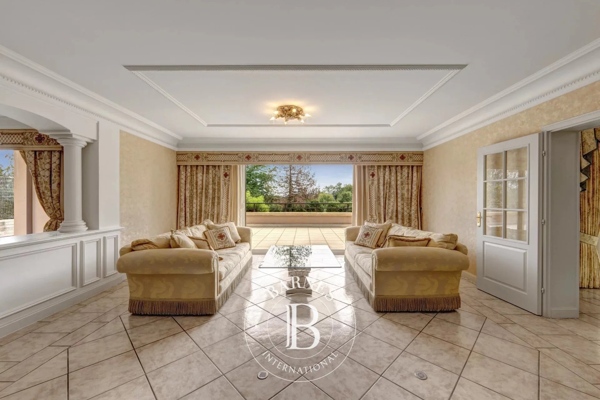 Appartement à vendre, 349m², Prévessin-Moëns