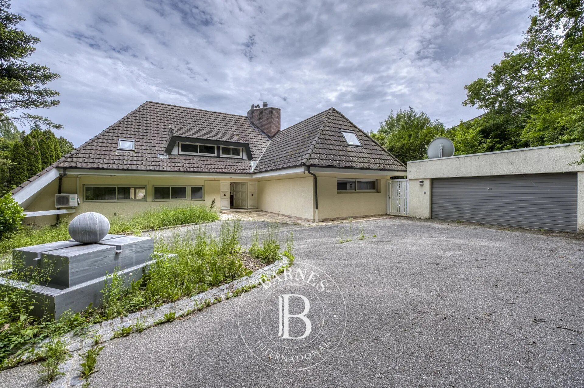 Maison à vendre, 322m², Divonne-les-Bains