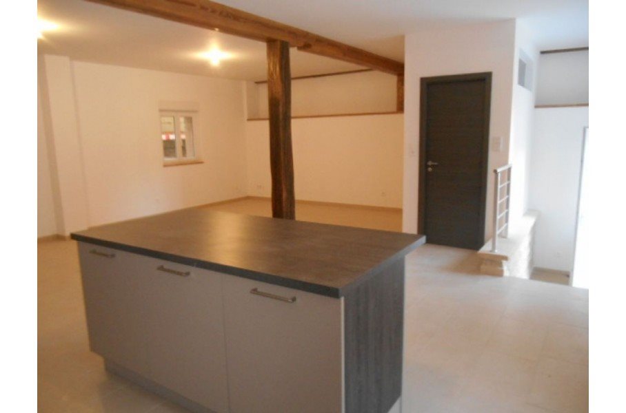 Appartement à louer, 82m², Stotzheim
