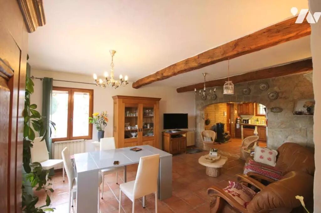 Maison à vendre, 147m², Escragnolles