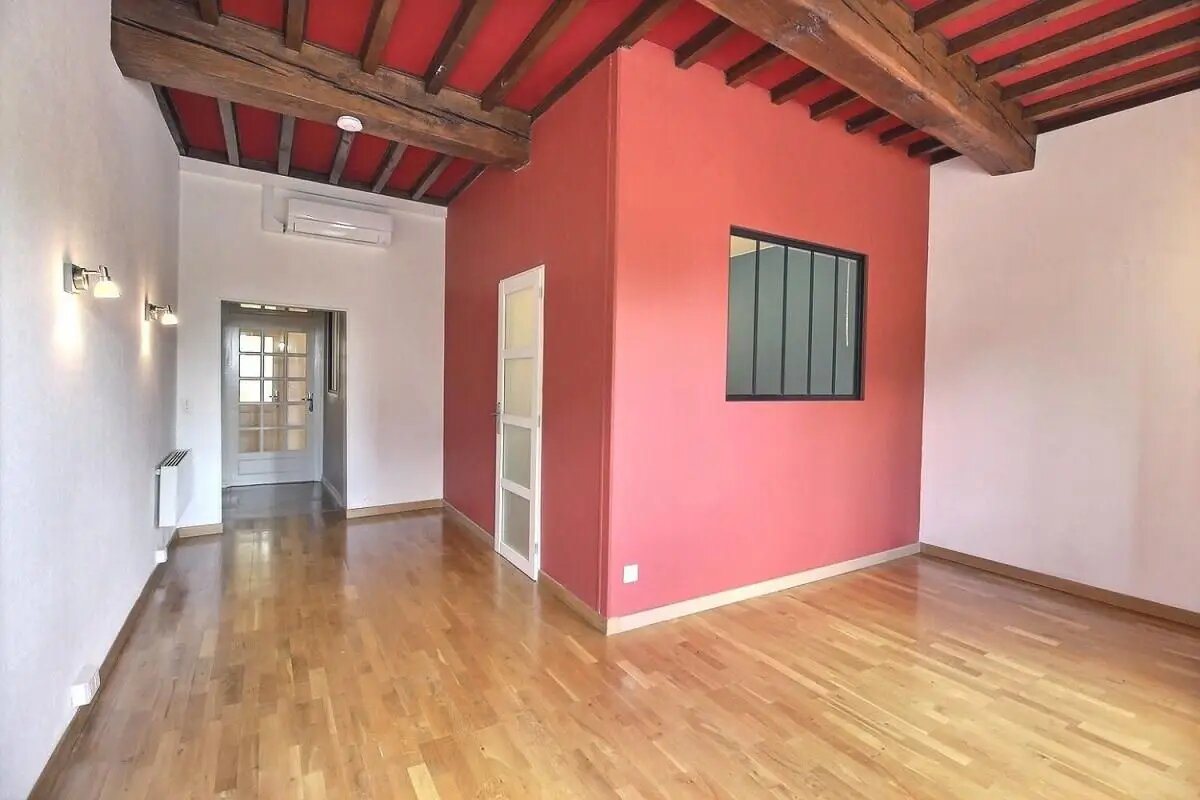 Appartement à louer, 68m², Morestel