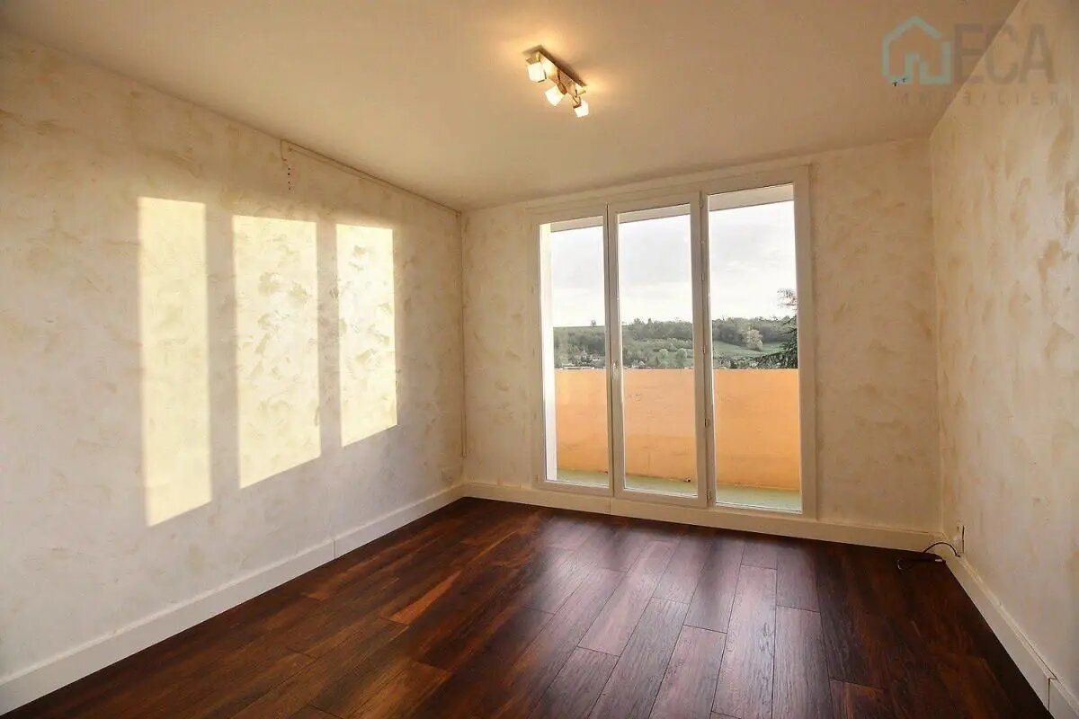 Appartement à louer, 71m², Ruy