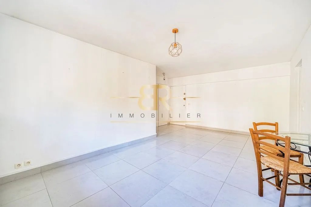 Appartement à vendre, 47m², Paris 18ème