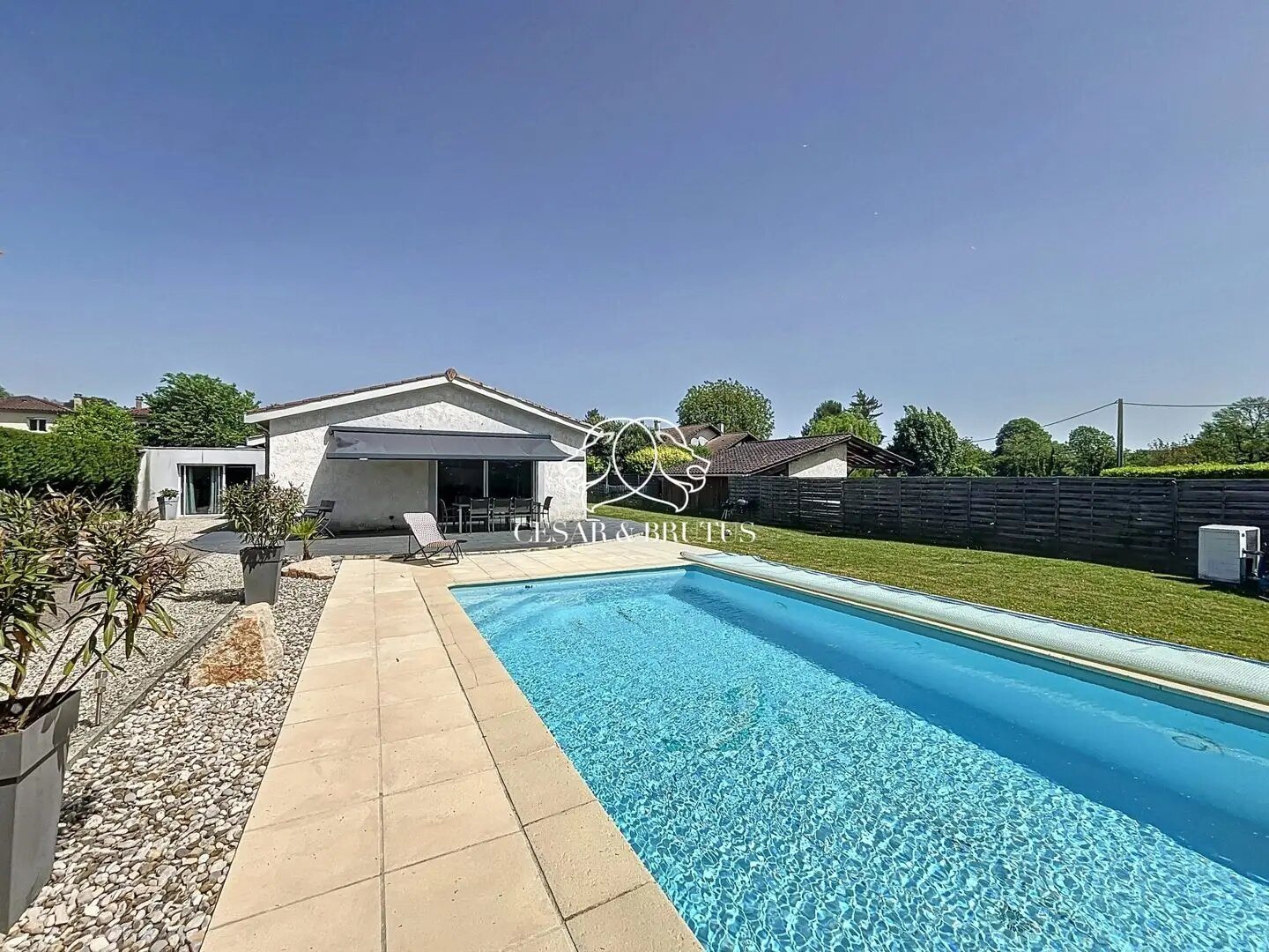Maison à vendre, 165m², Villieu-Loyes-Mollon