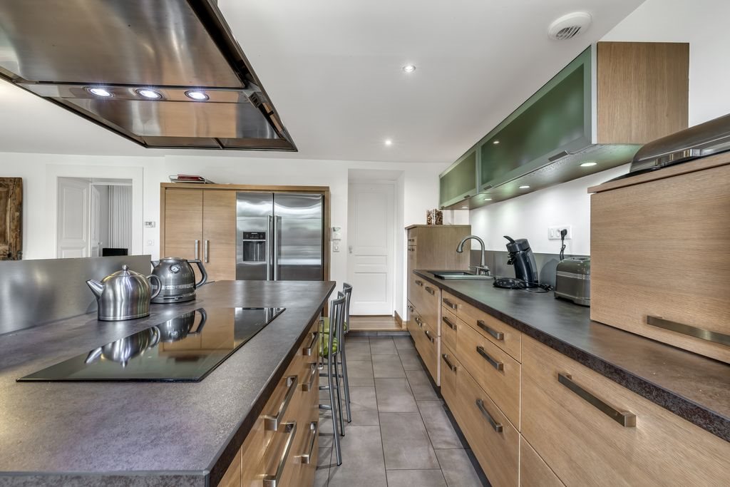 Maison à vendre, 218m², Gex
