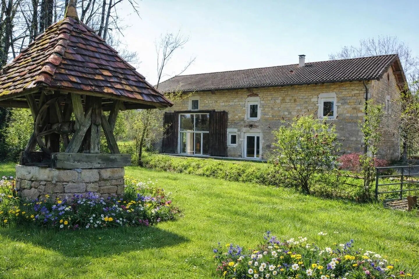 Maison à vendre, 360m², Saint-Etienne-du-Bois