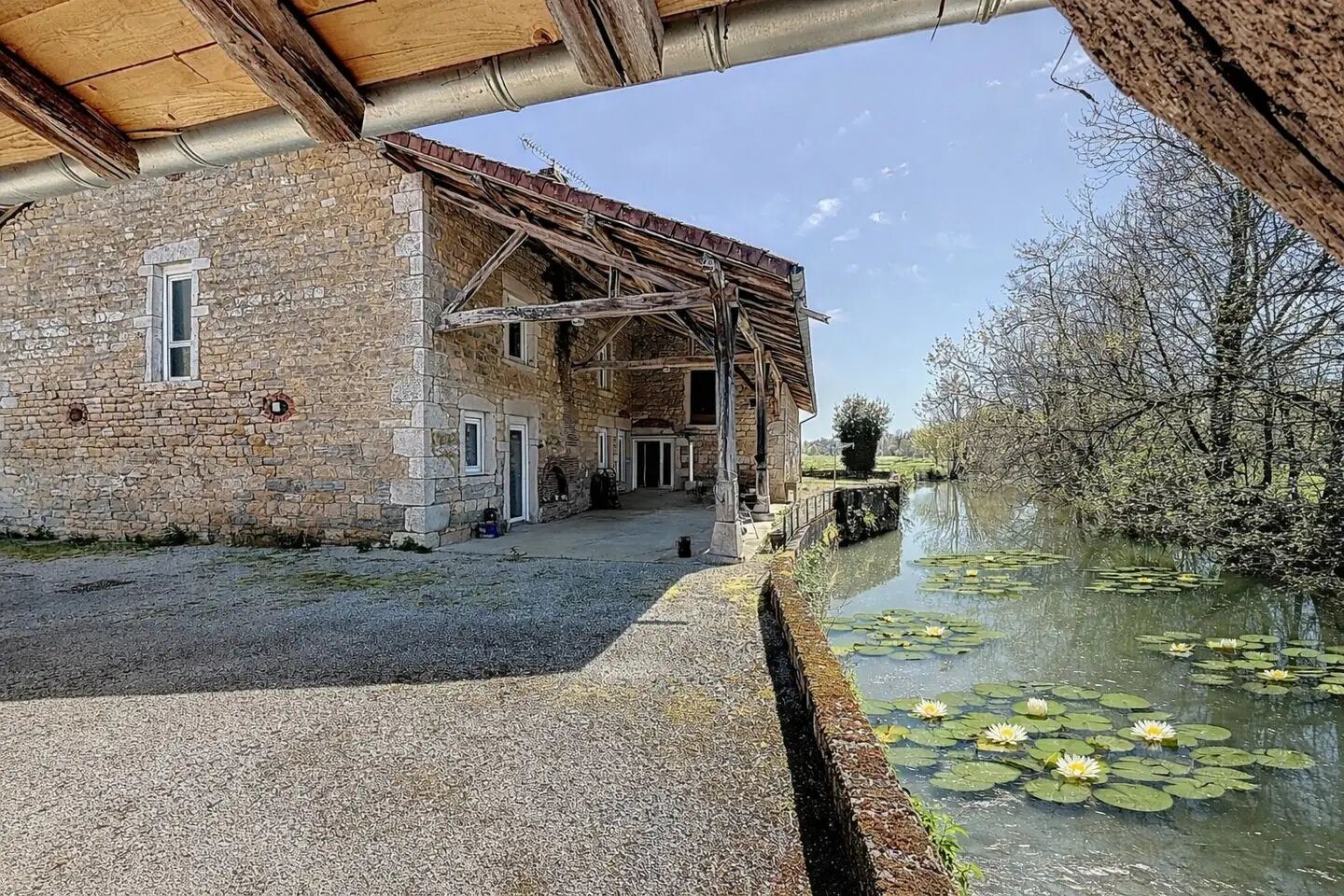 Maison à vendre, 360m², Saint-Etienne-du-Bois