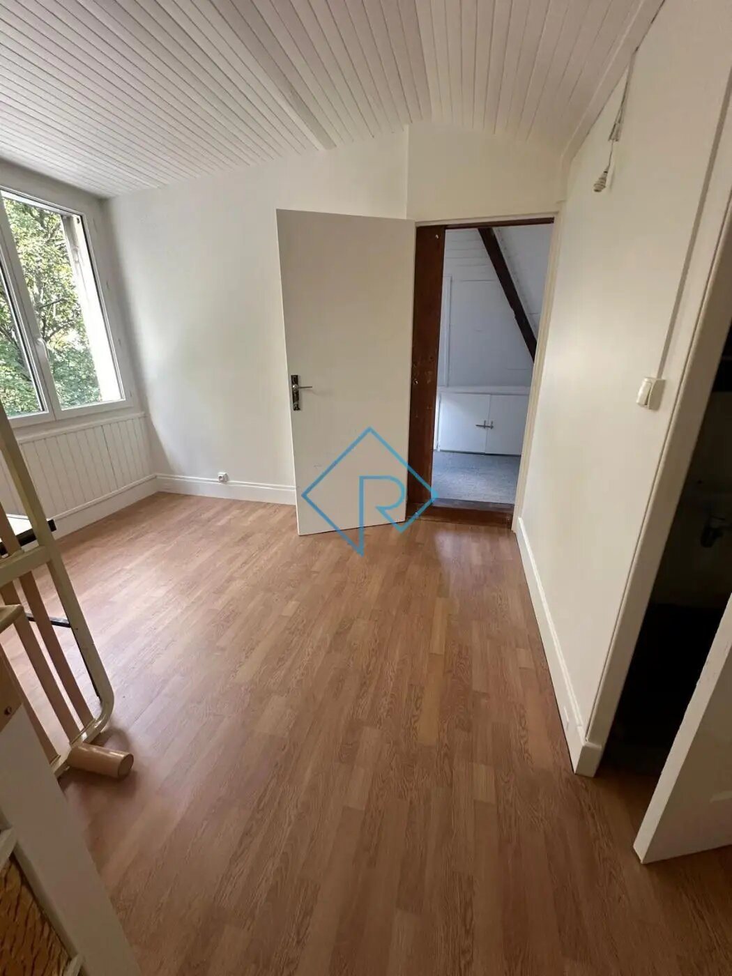 Maison à louer, 97m², Paris 19ème