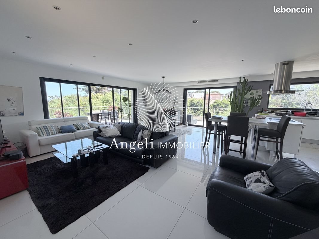 Maison à vendre, 150m², Fréjus