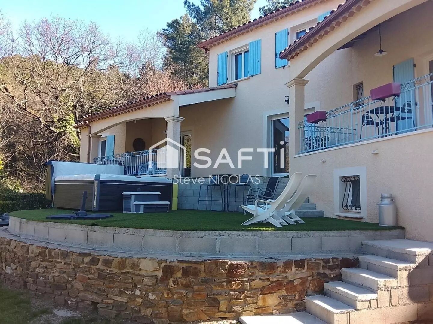 Maison à vendre, 127m², Sénéchas