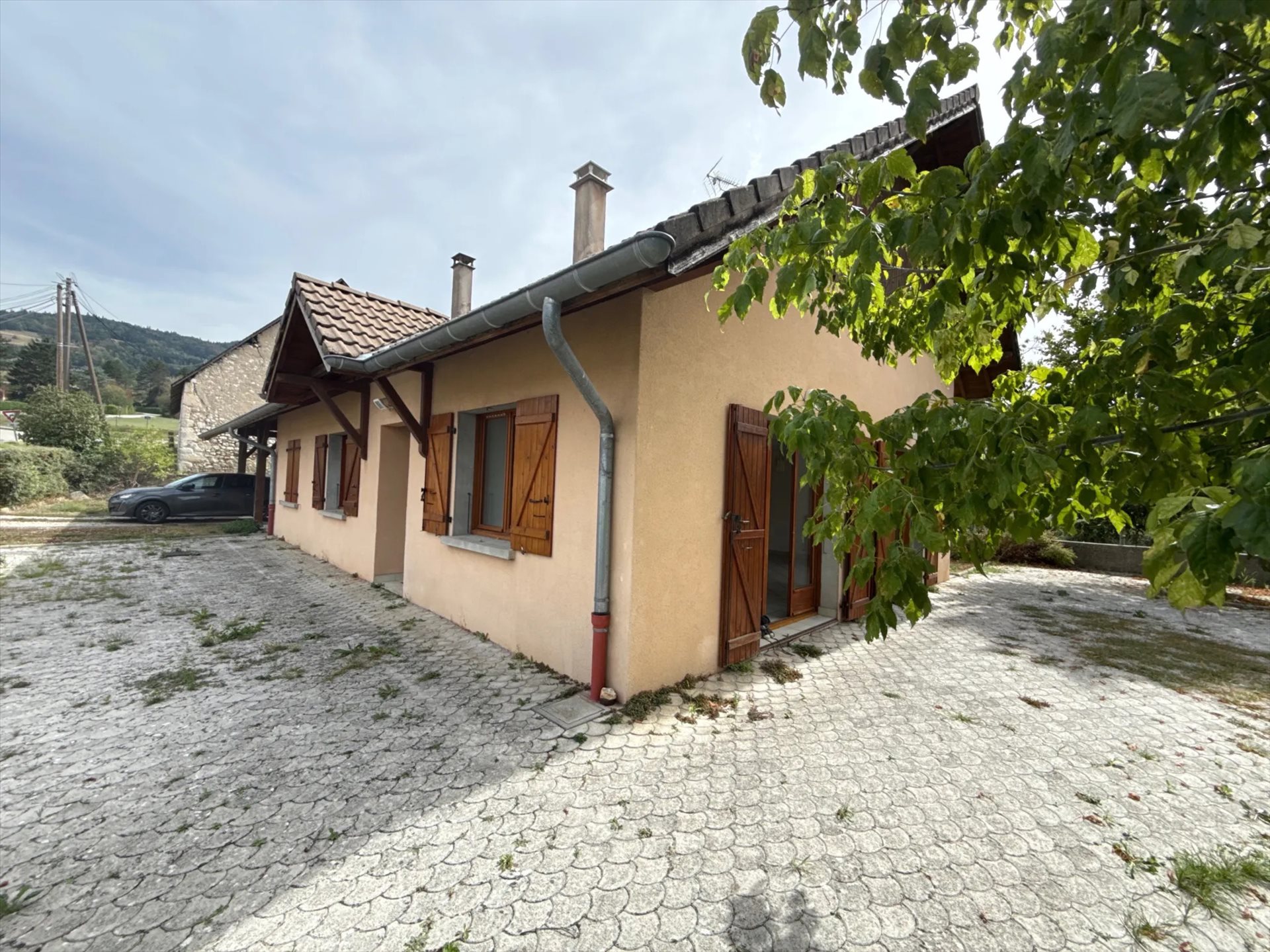 Maison à louer, 105m², Novalaise