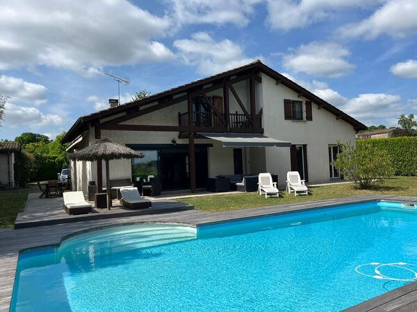 Maison à vendre, 174m², Béguey