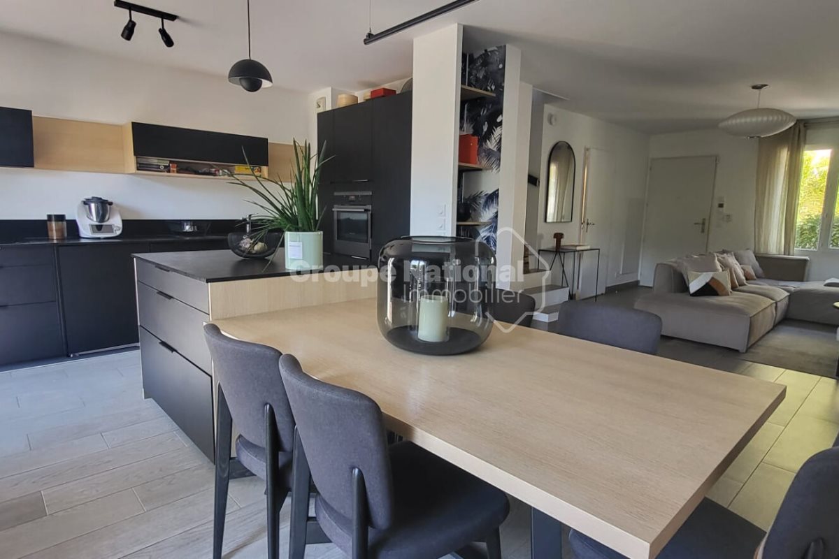 Maison à vendre, 92m², La Roquette-sur-Siagne