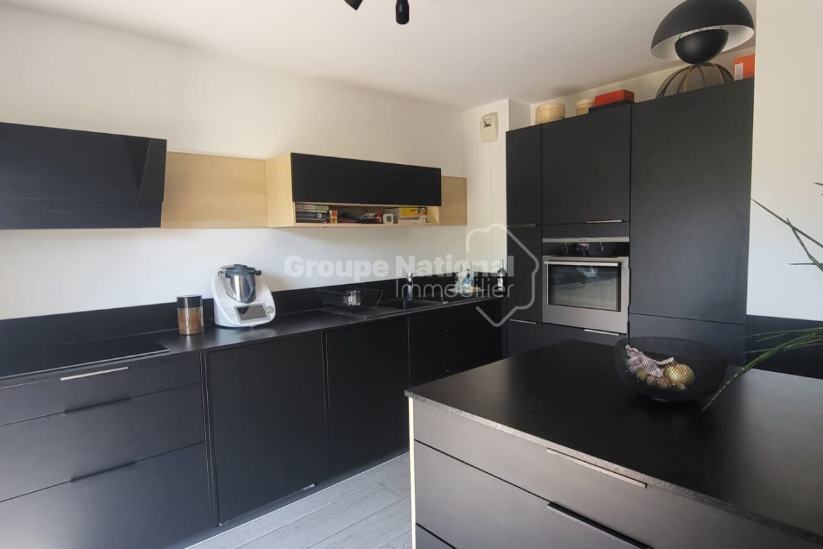 Maison à vendre, 92m², La Roquette-sur-Siagne