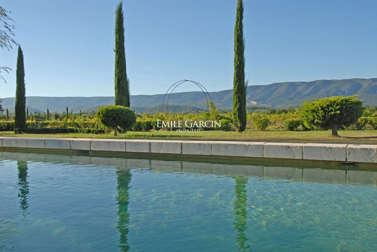 Maison à vendre, 400m², Cabrières-d'Avignon