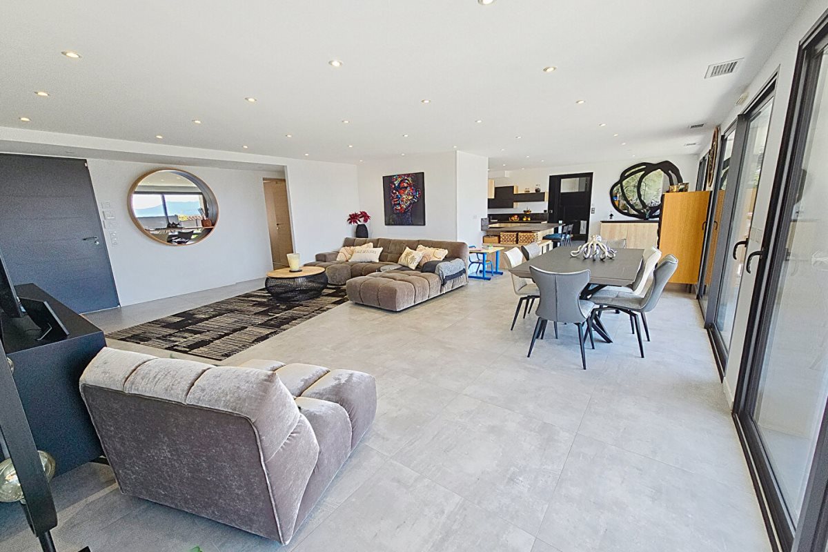 Appartement à vendre, 130m², Sanary-sur-Mer