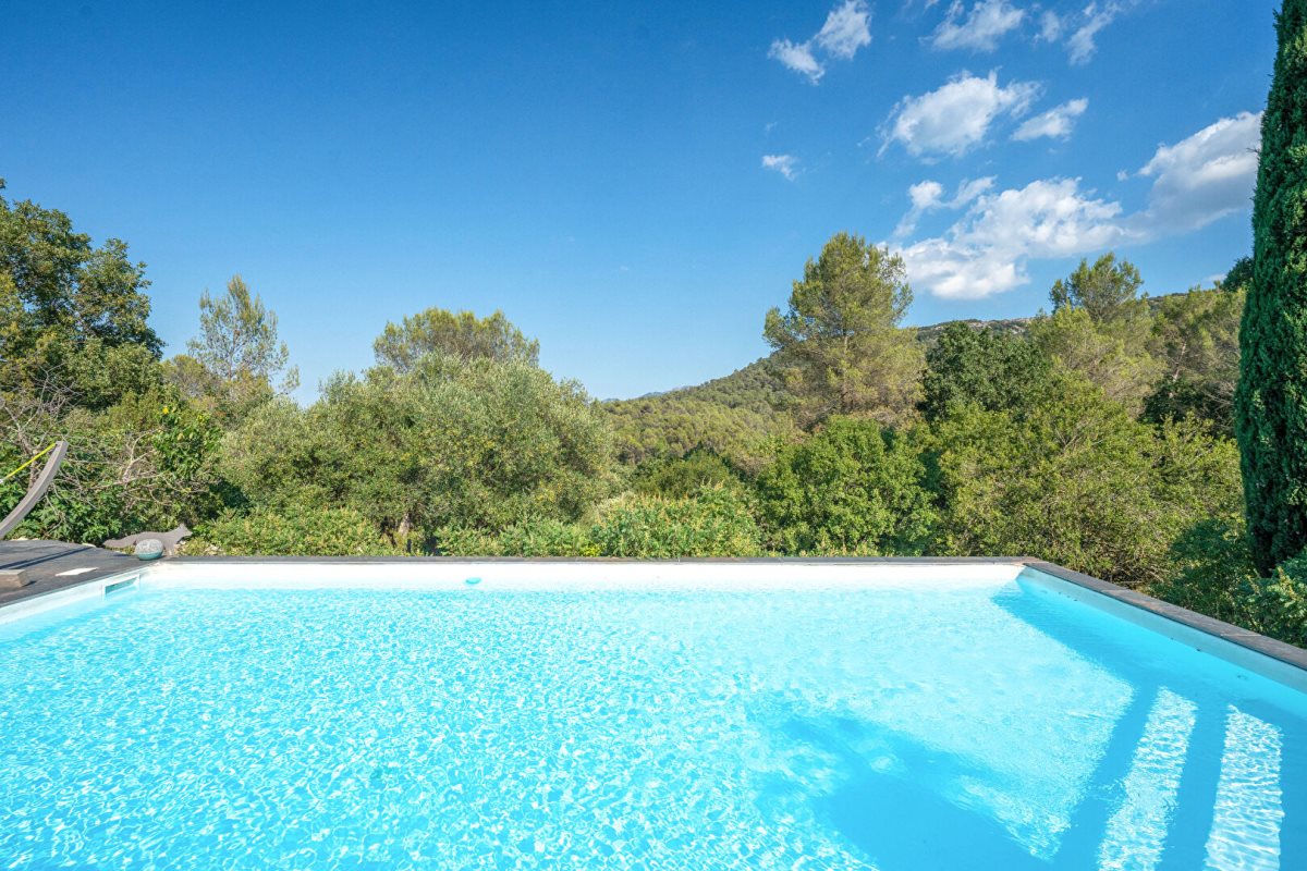 Maison à vendre, 230m², Tourves