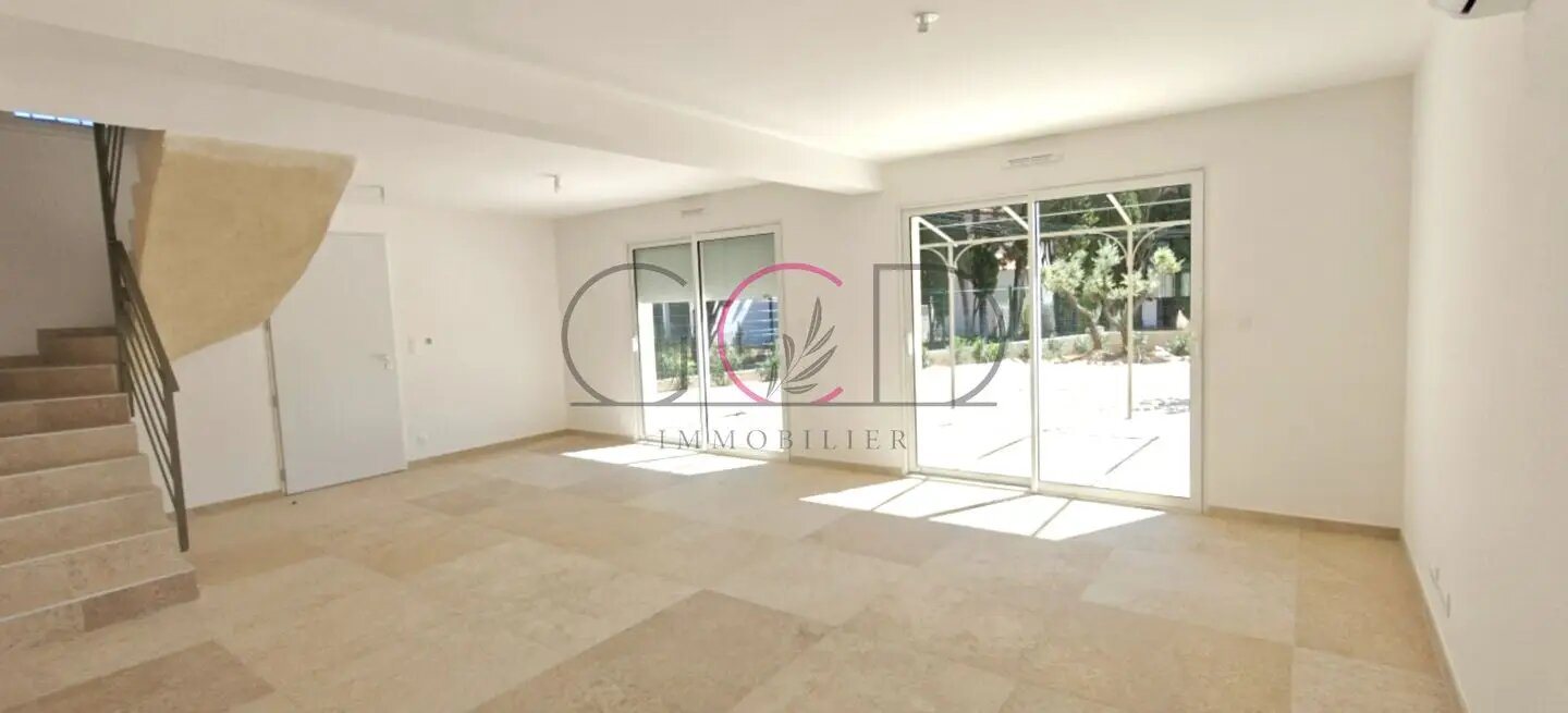Maison à louer, 95m², Ventabren