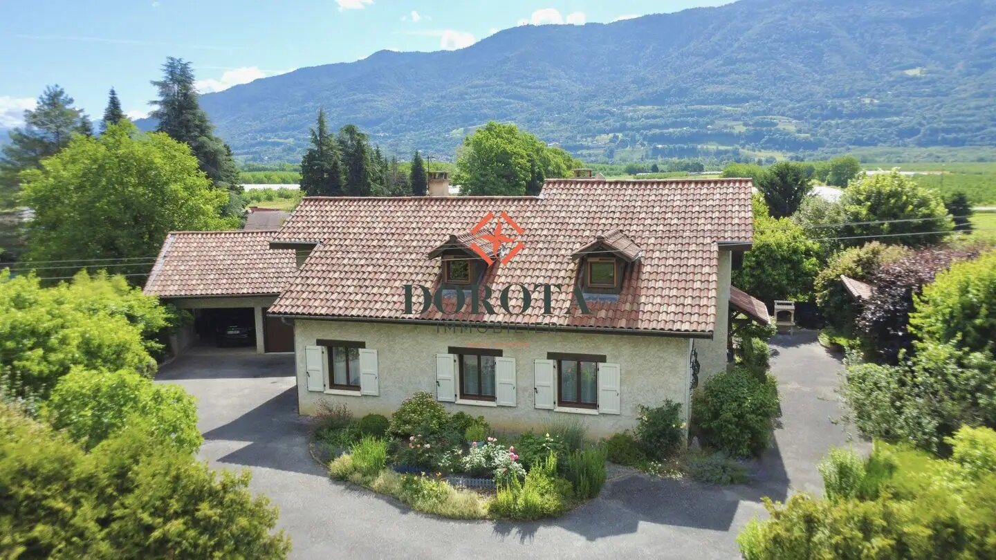Maison à vendre, 240m², La Buissière