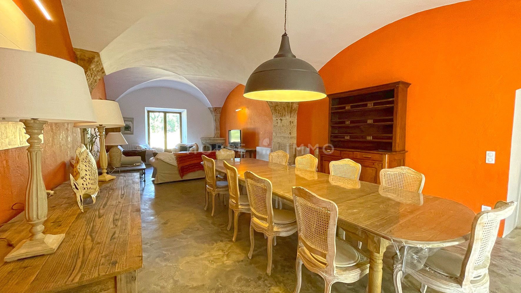 Maison à vendre, 600m², Aups