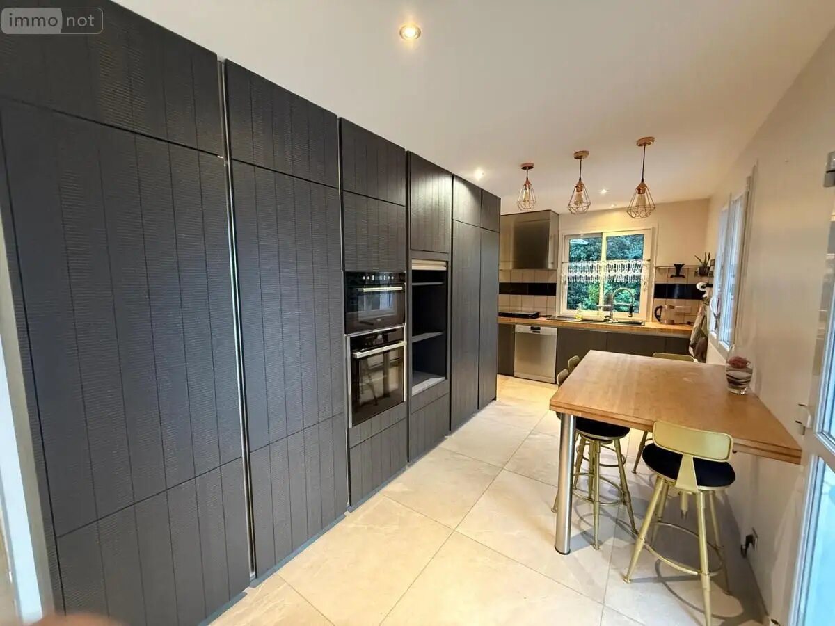 Maison à vendre, 162m², Mettray