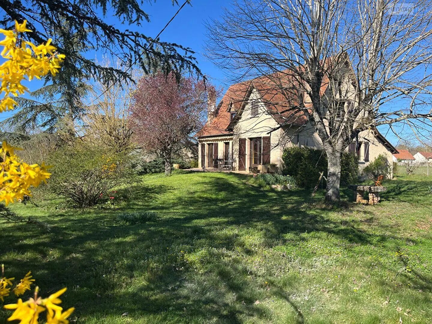 Maison à vendre, 138m², Assier