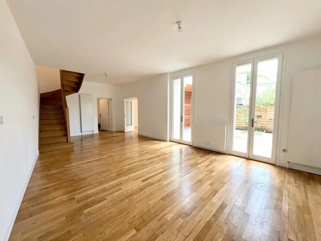 Appartement à louer, 100m², Paris 8ème