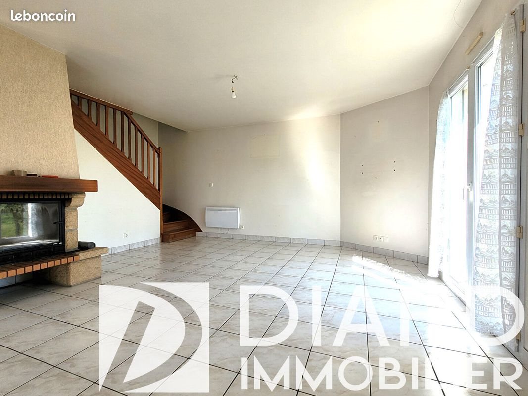 Maison à vendre, 105m², Châteaubourg