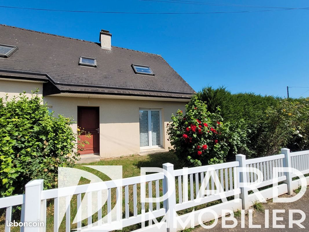 Maison à vendre, 105m², Châteaubourg