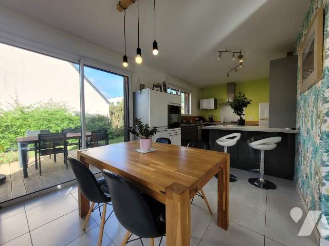 Maison à vendre, 120m², Châteaubourg