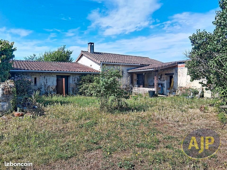 Maison à vendre, 95m², Saint-Estèphe