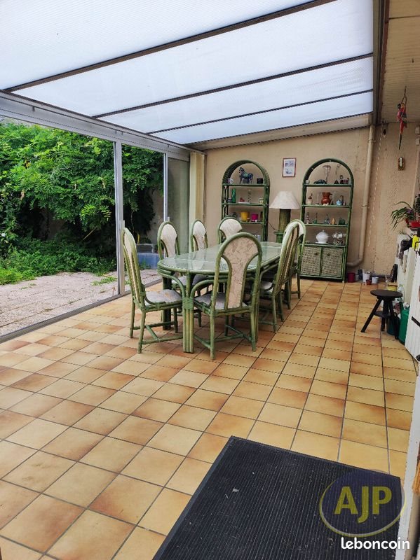 Maison à vendre, 206m², Saint-Estèphe