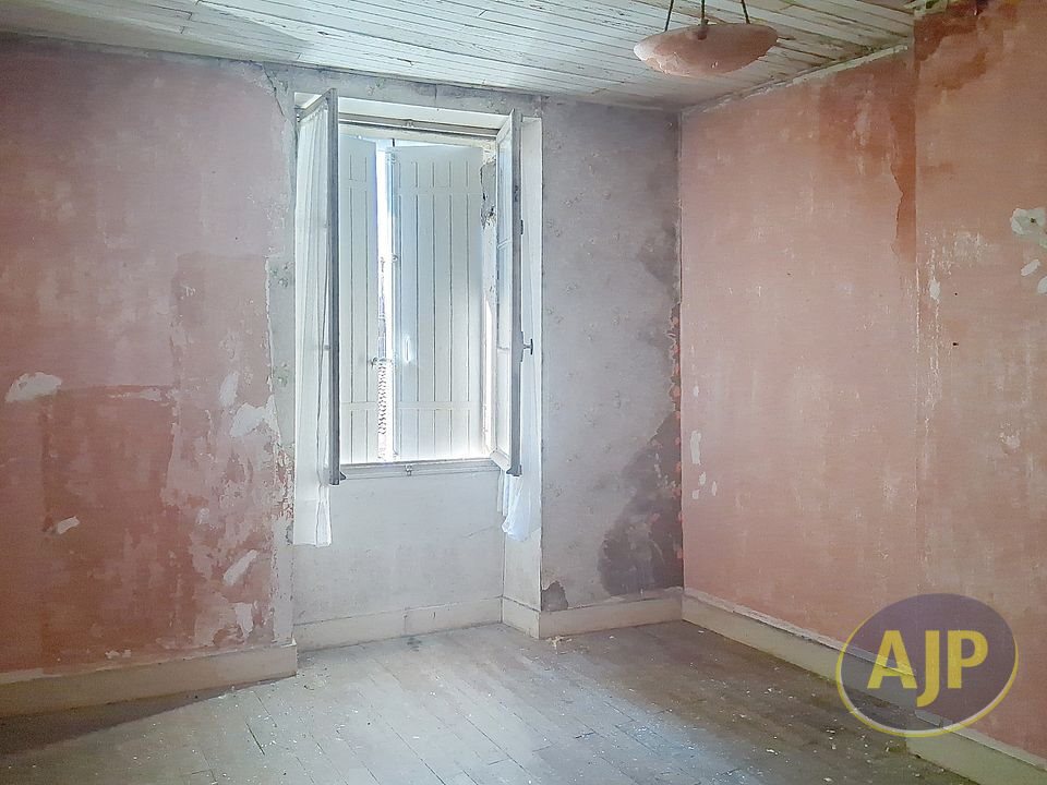 Maison à vendre, 81m², Saint-Estèphe