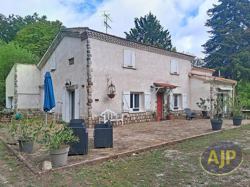 Maison à vendre, 181m², Saint-Germain-d'Esteuil